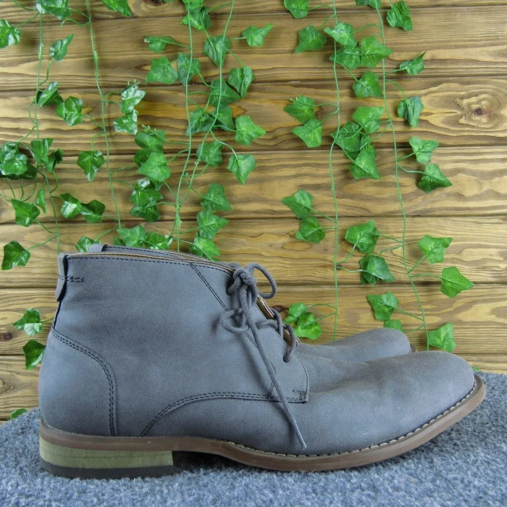 RYE Mens Chukka Ankle Boots Gray Lace Up Round Toe Casual Comfort Dress Shoes 9M